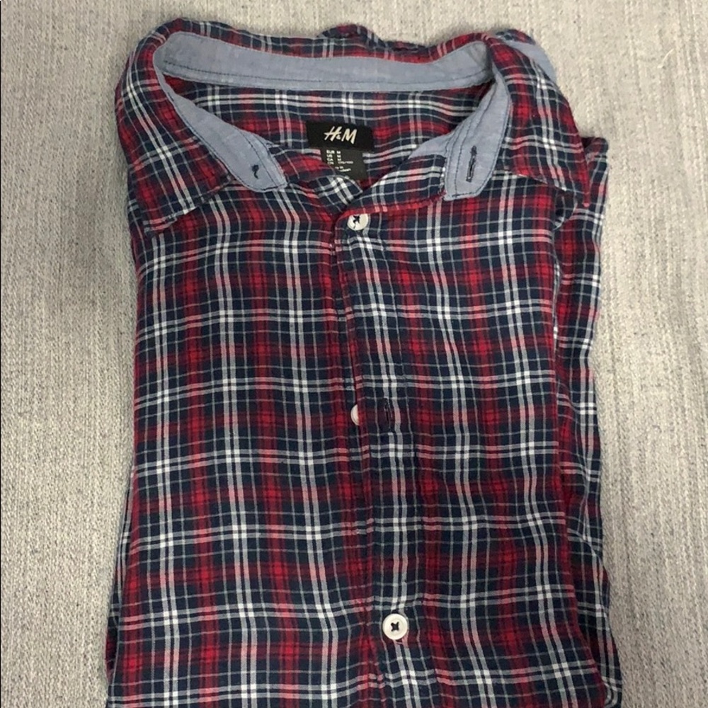 2/$10 H&M Long Sleeved Lightweight Flannel Medium